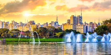 sao-paulo-ibirapuera-park-skyline