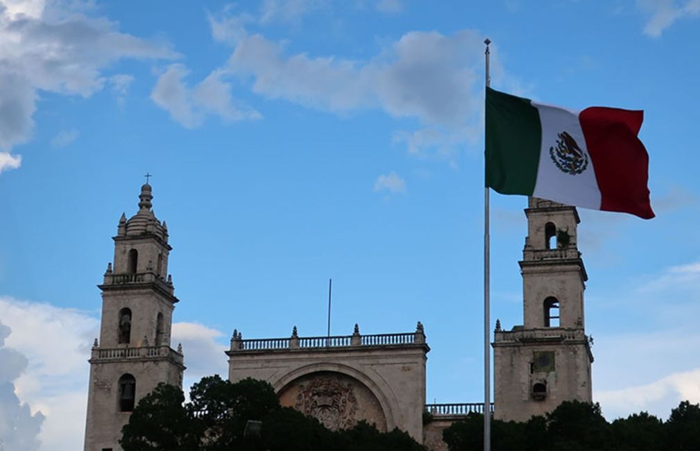 downtown mexico flag with building