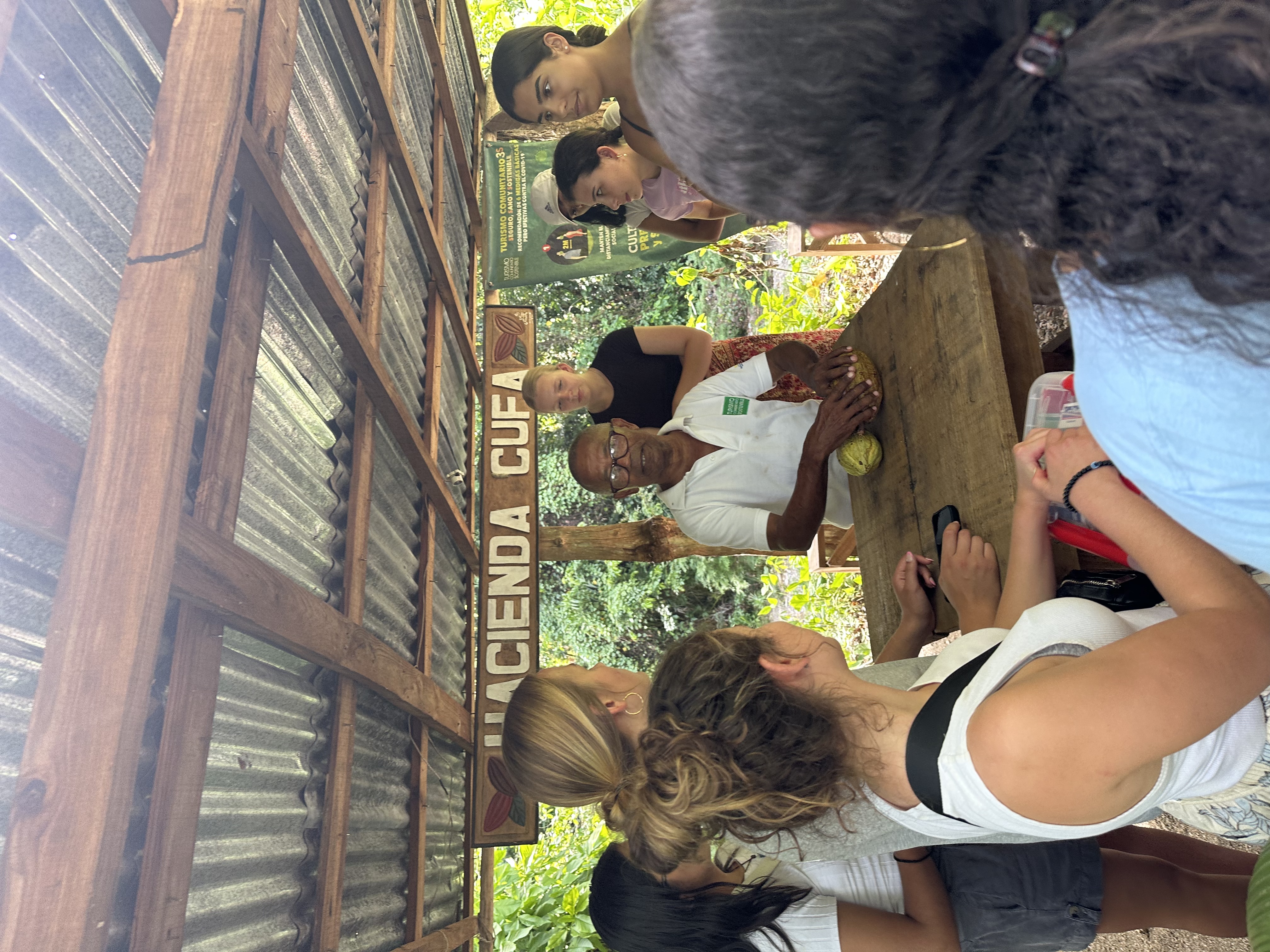 High School Students Explore the Dominican Republic