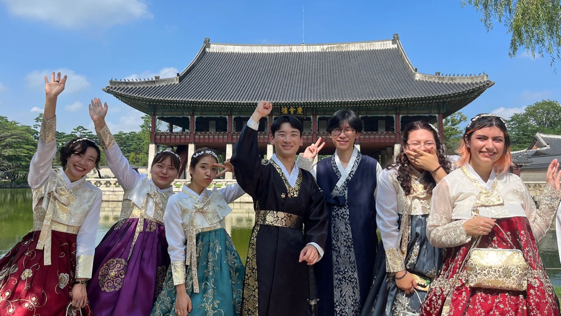 Types of Teaching Jobs in Korea Schools in South Korea Public vs