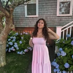 Angelina Tata - profile picture