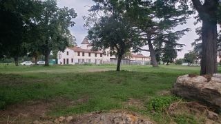 La Mounede, the engineering student residency dorm.