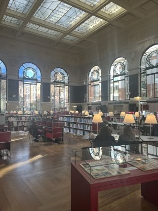 Inside of the library : Bibliothèque du Périgord