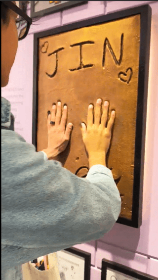 My BF hands fitting exactly into Jin's hand molds