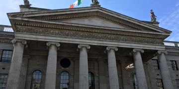 dublin building famous dublin flag