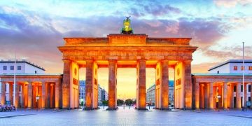 berlin gate nighttime