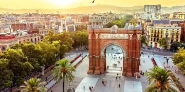 barcelona archway street sunny