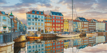 Copenhagen water and buildings
