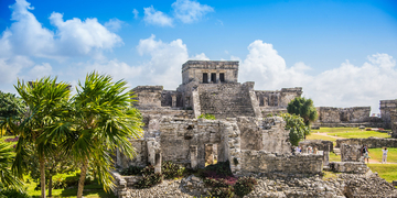 mexico_mayan-ruins-next-to-caribbean-sea.jpg