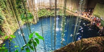 77879_study-abroad_latin-america_mexico_open-campus_landscape_cenote-ik-kil-mexico.jpg