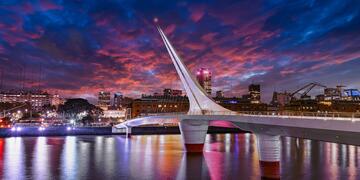 puente-de-la-mujer-in-buenos-aires.jpg