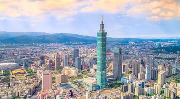 downtown taipei tallest building clear day