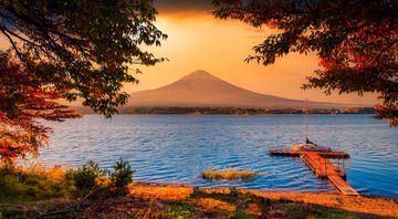 tokyo mt fuji at sunset 