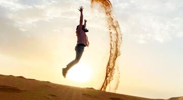 rabat-student-sand-jump