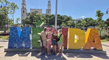 yucatan_merida-sign-located-at-downtown-main-square.jpg
