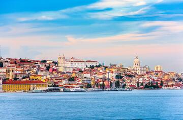 lisbon-skyline-from-the-river