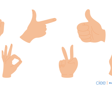 10 POPULAR ARGENTINA HAND GESTURES 