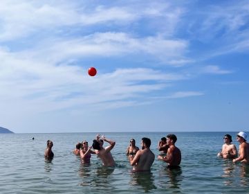 rome ocean playing ball