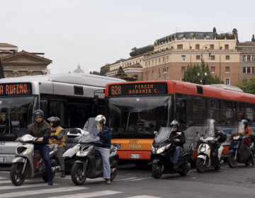 rome buses