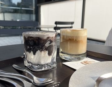 Lattes at Pie in the Shop