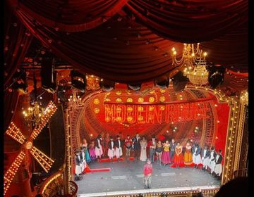 moulin rouge performance abroad