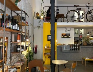 madrid study abroad CIEE cafe