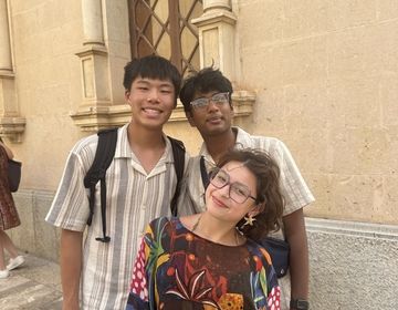 Students in Alcudia on day trip 
