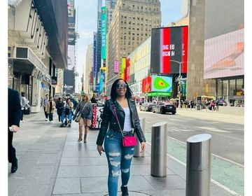 Andile visits New York City.