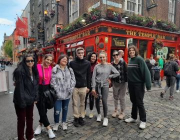Dublin students at Temple Bar corner