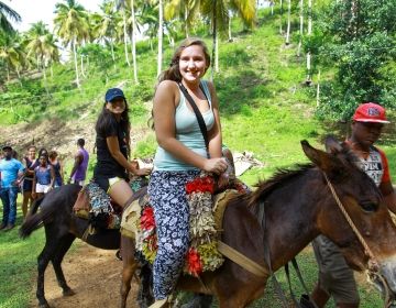 santiago dr girl on donkey ride