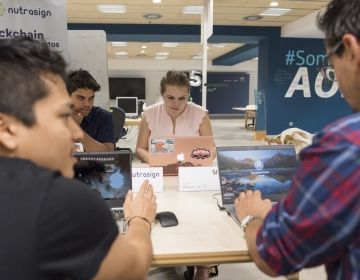 seville students at blockchain internships