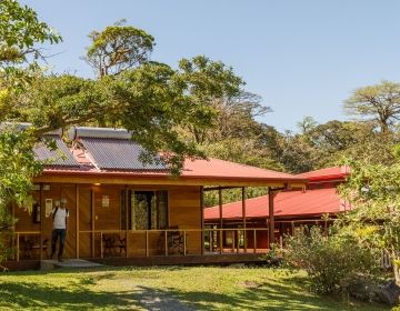 monteverde ciee campus rainforest buildings