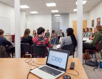 paris open campus students in classroom learning