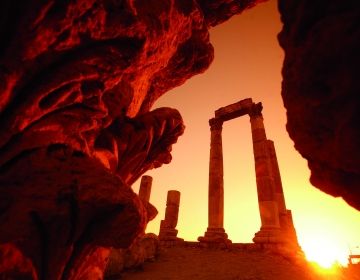sunset shot roman ruins jordan