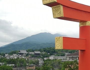 shrine kyoto japan foggy mountain