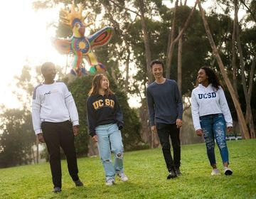 UC San Diego Students, Photo: Erik Jepsen/UC San Diego. 