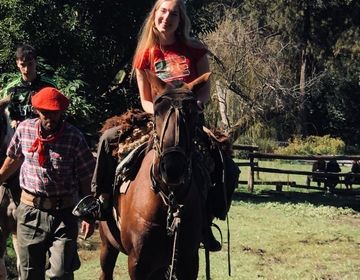 Buenos Aires student horse back riding