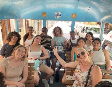 yucatantour-bus-merida_.jpg
