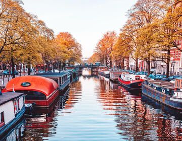 canal boats abroad amsterdam