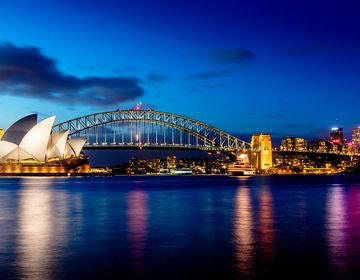 sydney-harbor-bridge-opera-house-night