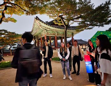 seoul-palace-ghost-tour-pagoda