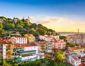 lisbon-skyline-dusk