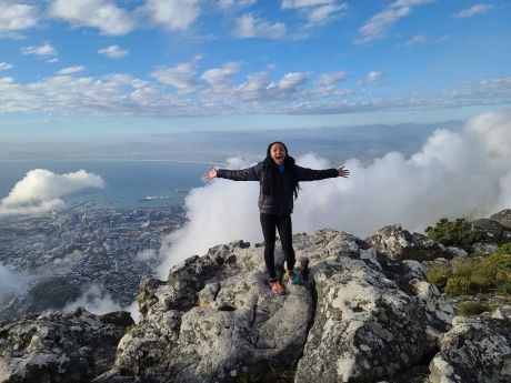 hssa cape town student on mountain