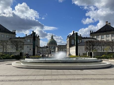 copenhagen-amalienborg-palace