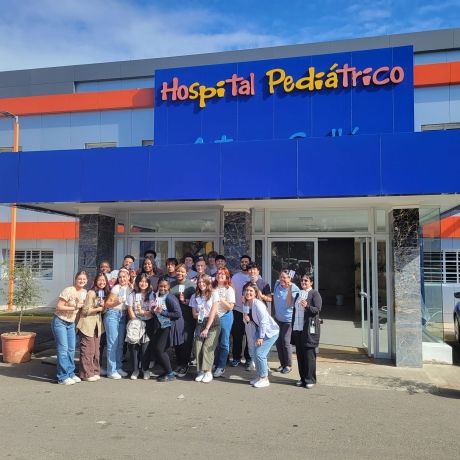 Group of students in front of a children's hospital in Santiago