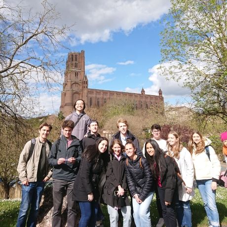 students exploring castle ciee abroad toulouse france