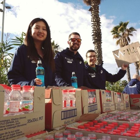 barcelona food and water drive volunteers abroad