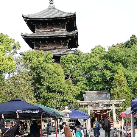 outdoor market kyoto japan temple