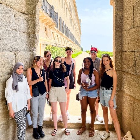 madrid students in escorial archway