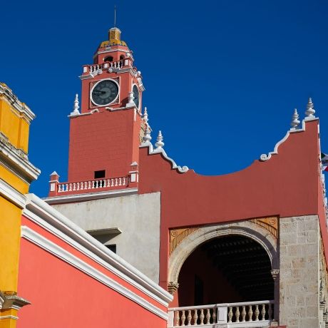 yucatan clocktower